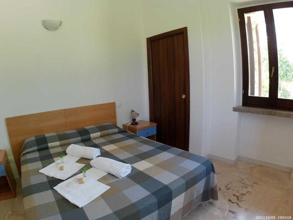 Terrae Eremis: Ristorante, Bar, B&B Roccamorice Dış mekan fotoğraf